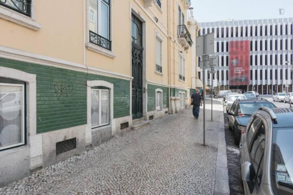 Charming Sunny Terrace / One Bedroom Apartment Lisbon Bagian luar foto