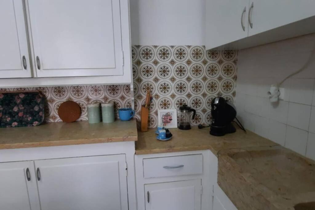 Charming Sunny Terrace / One Bedroom Apartment Lisbon Bagian luar foto